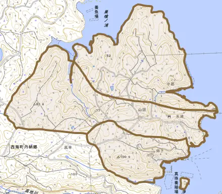 西海町水浦郷とその周辺の地図。町の範囲を重ねている