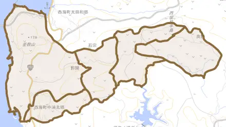 西海町中浦北郷とその周辺の地図。町の範囲を重ねている
