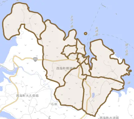 西海町横瀬郷とその周辺の地図。町の範囲を重ねている
