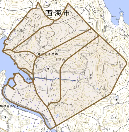 西彼町下岳郷とその周辺の地図。町の範囲を重ねている