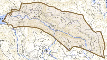 赤木町とその周辺の地図。町の範囲を重ねている