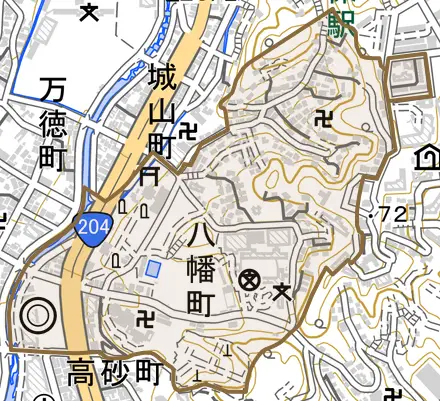 八幡町とその周辺の地図。町の範囲を重ねている