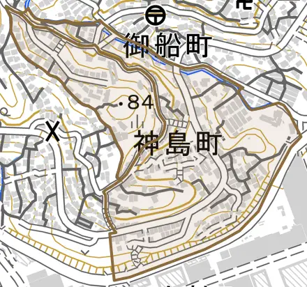 神島町とその周辺の地図。町の範囲を重ねている