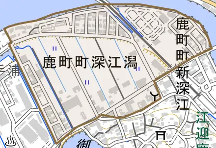 鹿町町深江潟とその周辺の地図。町の範囲を重ねている