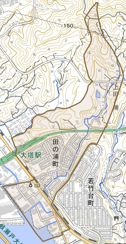 田の浦町とその周辺の地図。町の範囲を重ねている