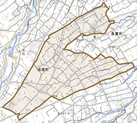 油堀町とその周辺の地図。町の範囲を重ねている