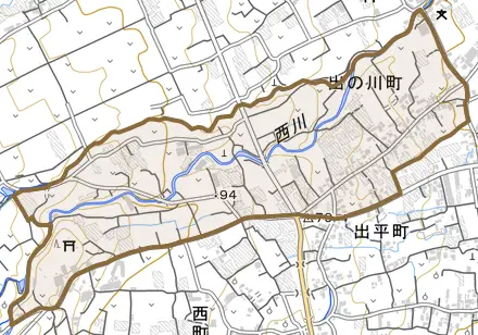 出の川町とその周辺の地図。町の範囲を重ねている