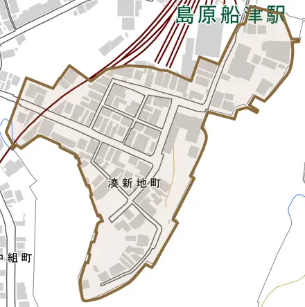 湊新地町とその周辺の地図。町の範囲を重ねている