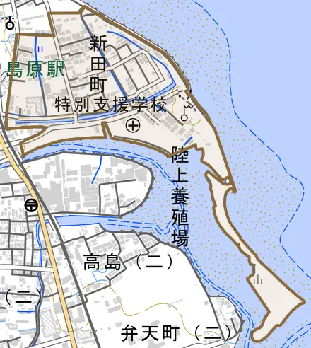 新田町とその周辺の地図。町の範囲を重ねている
