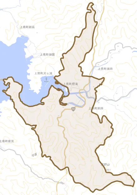 上県町樫滝とその周辺の地図。町の範囲を重ねている