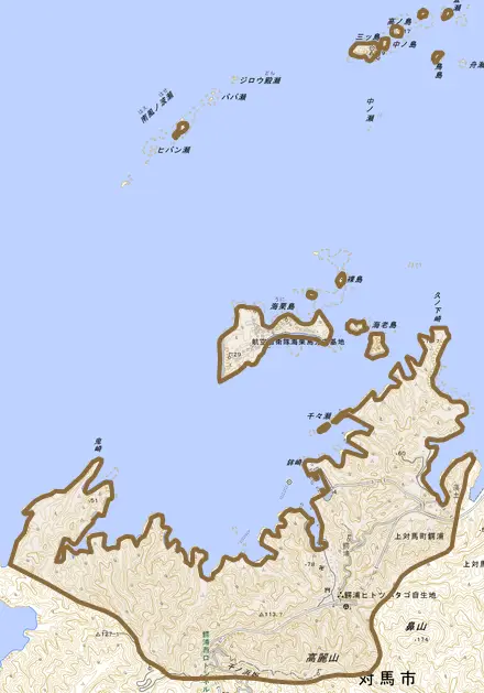 上対馬町鰐浦とその周辺の地図。町の範囲を重ねている