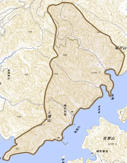 峰町狩尾とその周辺の地図。町の範囲を重ねている