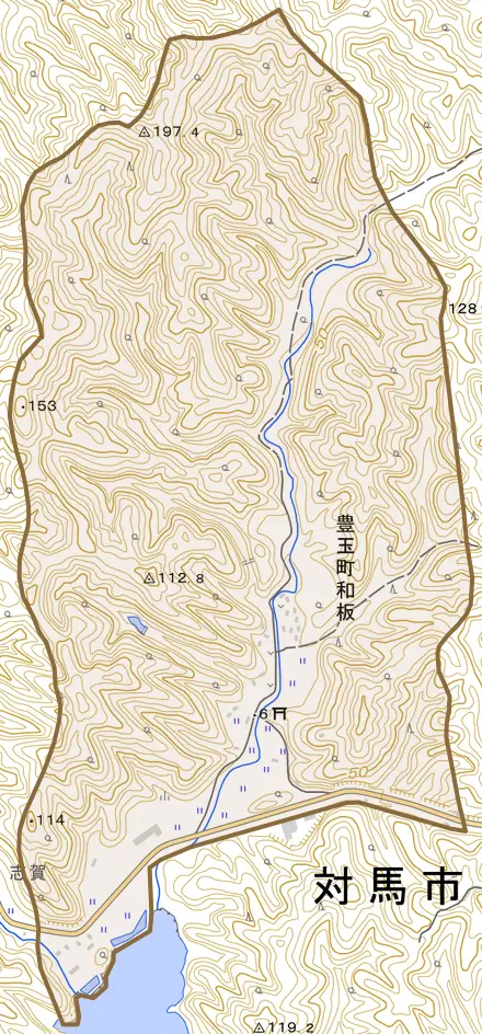 豊玉町和板とその周辺の地図。町の範囲を重ねている