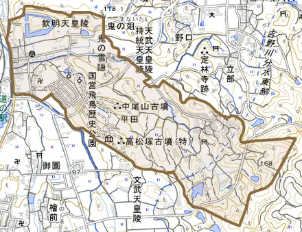 大字平田とその周辺の地図。町の範囲を重ねている