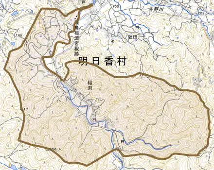大字稲渕とその周辺の地図。町の範囲を重ねている