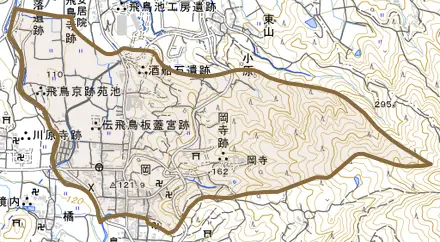 大字岡とその周辺の地図。町の範囲を重ねている