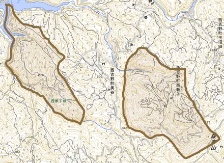 西吉野町西新子とその周辺の地図。町の範囲を重ねている