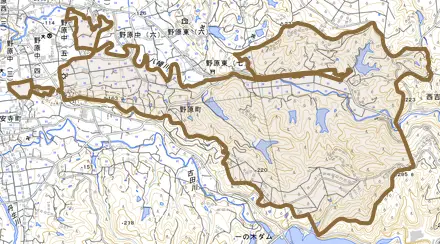 野原町とその周辺の地図。町の範囲を重ねている