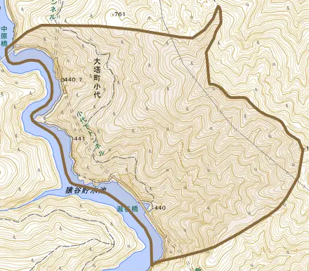 大塔町小代とその周辺の地図。町の範囲を重ねている