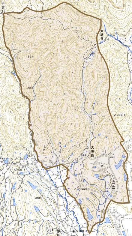 大澤町とその周辺の地図。町の範囲を重ねている