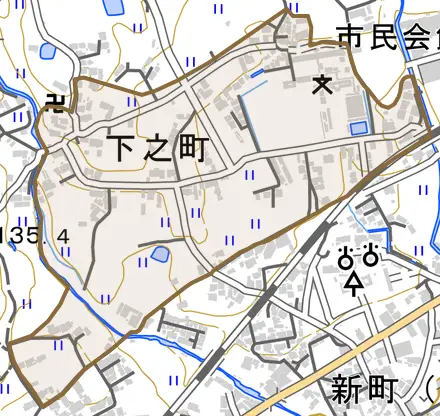 下之町とその周辺の地図。町の範囲を重ねている