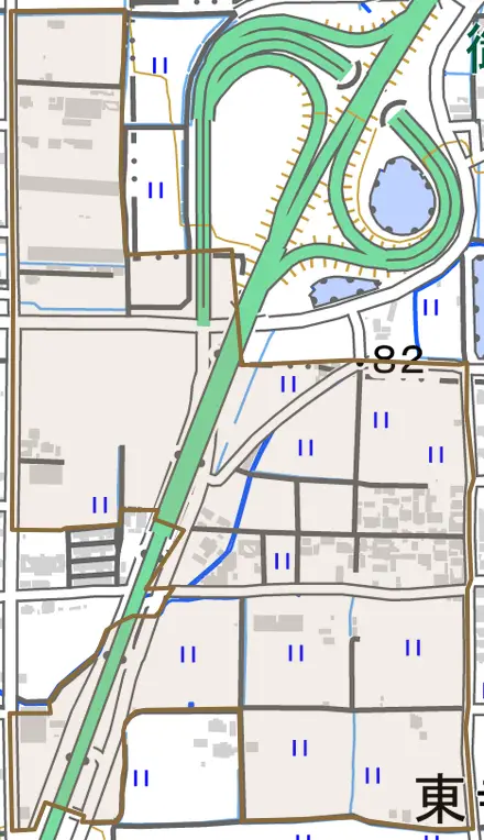 大字本馬とその周辺の地図。町の範囲を重ねている