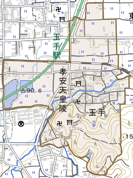 大字玉手とその周辺の地図。町の範囲を重ねている