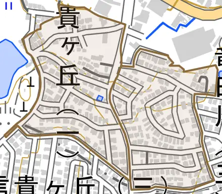 北信貴ヶ丘とその周辺の地図。町の範囲を重ねている
