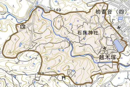 大字越木塚とその周辺の地図。町の範囲を重ねている