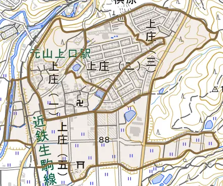 上庄とその周辺の地図。町の範囲を重ねている