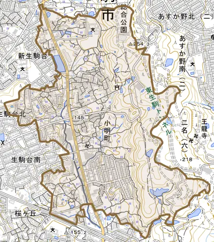 小明町とその周辺の地図。町の範囲を重ねている