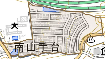 南山手台とその周辺の地図。町の範囲を重ねている