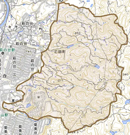 乙田町とその周辺の地図。町の範囲を重ねている