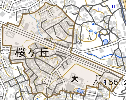 桜ケ丘とその周辺の地図。町の範囲を重ねている