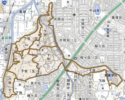 下牧とその周辺の地図。町の範囲を重ねている