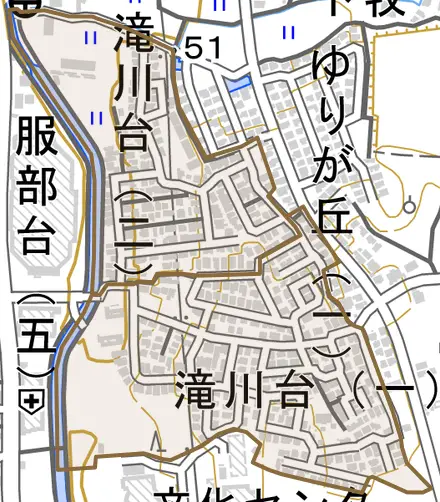 滝川台とその周辺の地図。町の範囲を重ねている