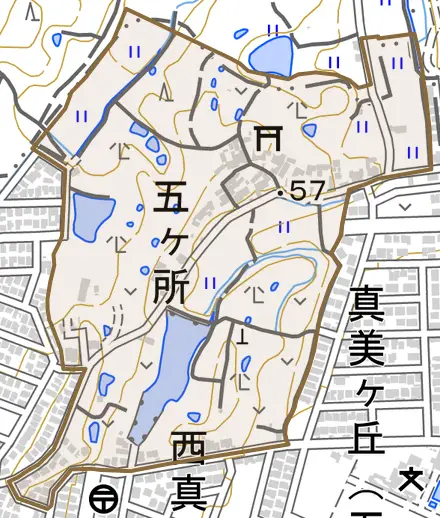 五ヶ所とその周辺の地図。町の範囲を重ねている