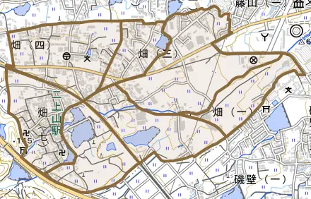 畑とその周辺の地図。町の範囲を重ねている