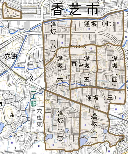 逢坂とその周辺の地図。町の範囲を重ねている