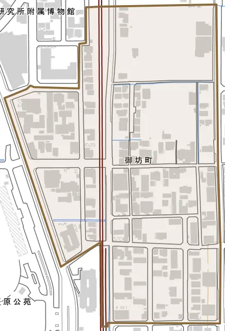 御坊町とその周辺の地図。町の範囲を重ねている