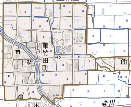東竹田町とその周辺の地図。町の範囲を重ねている