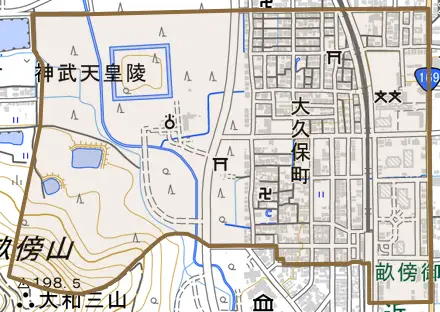 大久保町とその周辺の地図。町の範囲を重ねている
