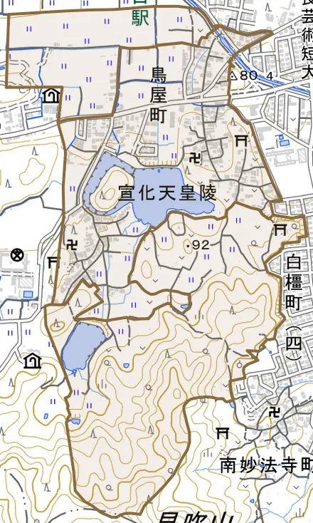 鳥屋町とその周辺の地図。町の範囲を重ねている