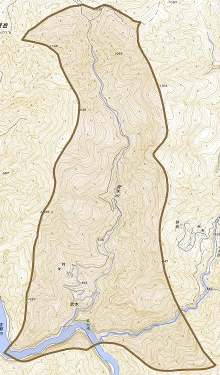 大字武木とその周辺の地図。町の範囲を重ねている