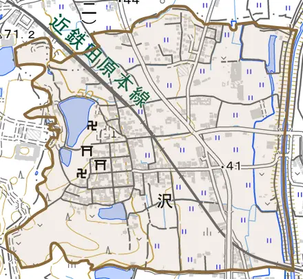 大字沢とその周辺の地図。町の範囲を重ねている