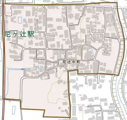 尼辻中町とその周辺の地図。町の範囲を重ねている