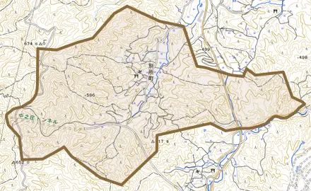 別所町とその周辺の地図。町の範囲を重ねている