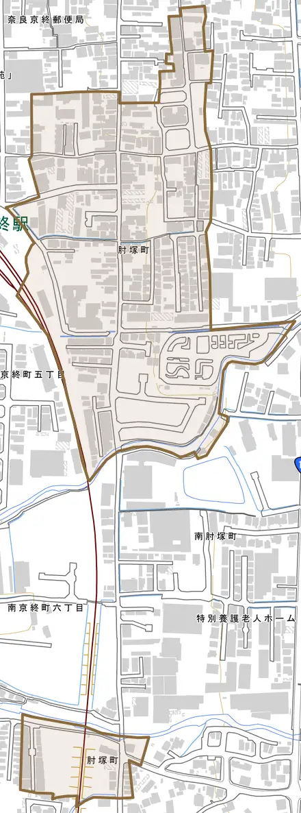肘塚町とその周辺の地図。町の範囲を重ねている