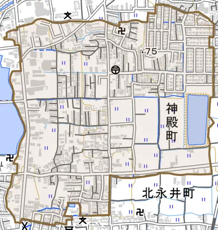 神殿町とその周辺の地図。町の範囲を重ねている