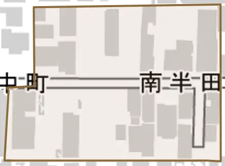 南半田東町とその周辺の地図。町の範囲を重ねている